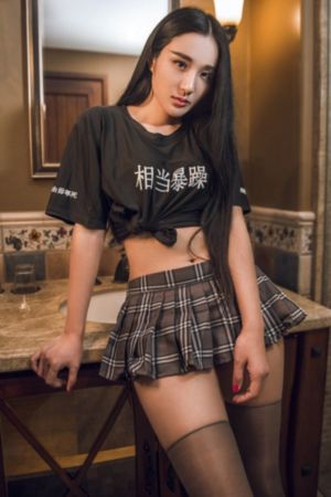 动车女服务员艳遇bd